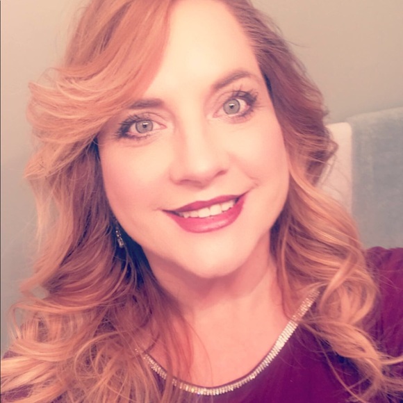 Meet your Posher, Renee - Picture 3 of 7